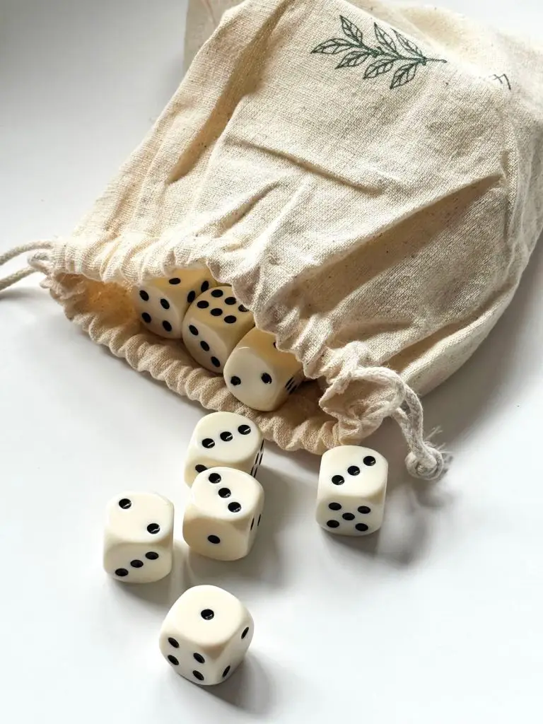 dés pochons